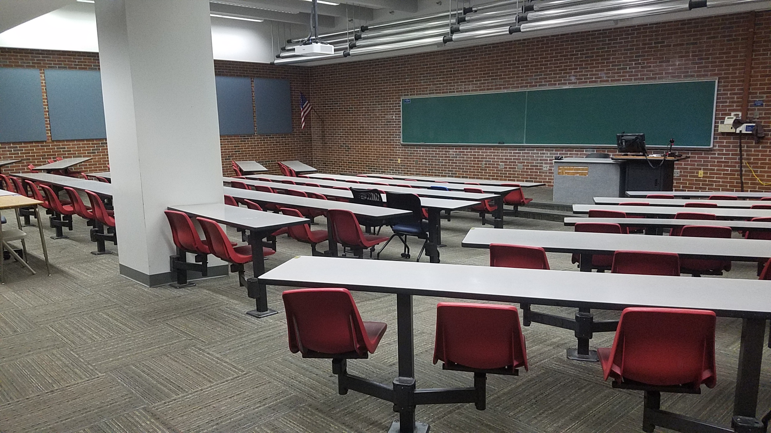 Computer Sci. & Eng. Building E121 thumbnail three