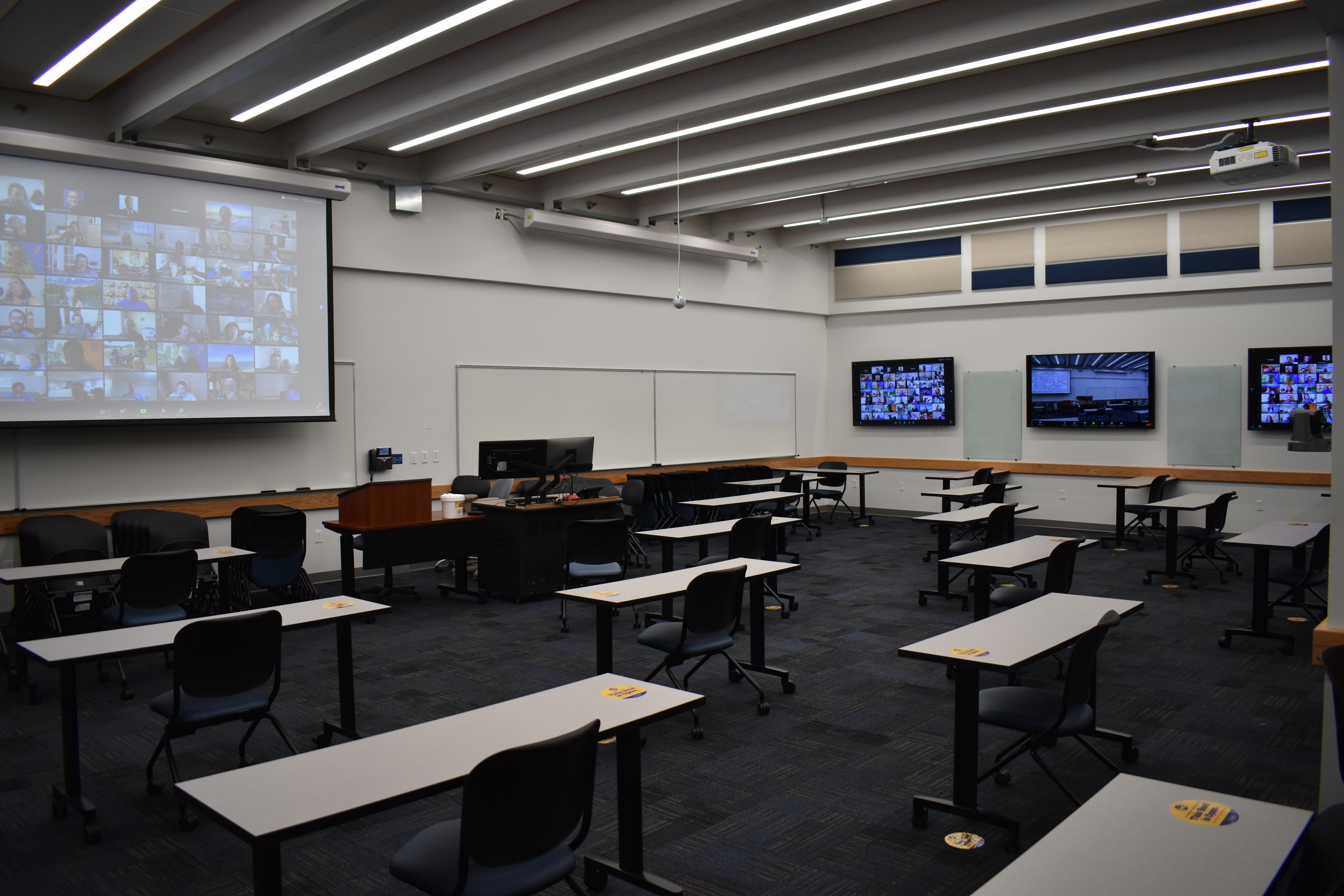 Computer Sci. & Eng. Building E119 thumbnail one